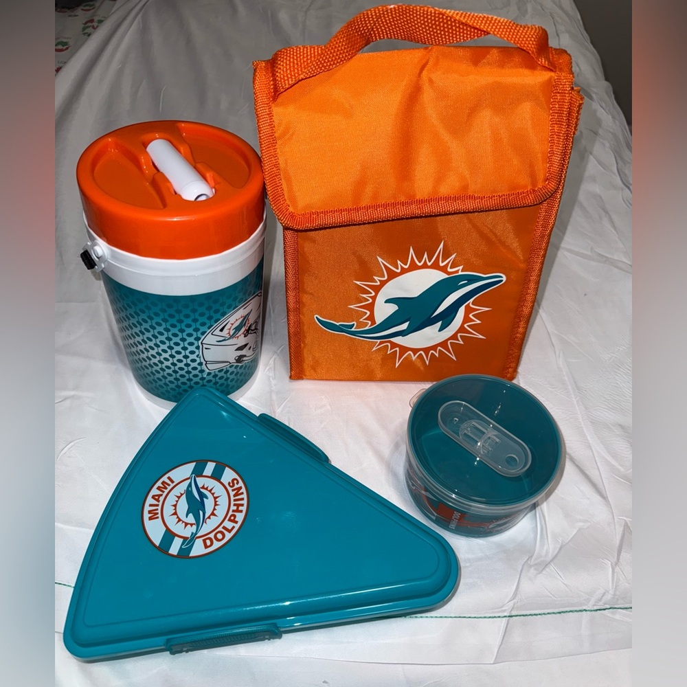 NWT  MIAMI DOLPHINS NFL BUNDLE FAN SOUVENIRS